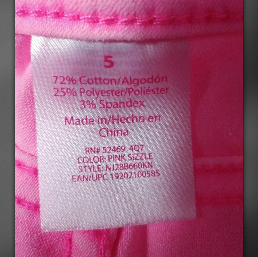 Pink capris - Picture 3 of 3